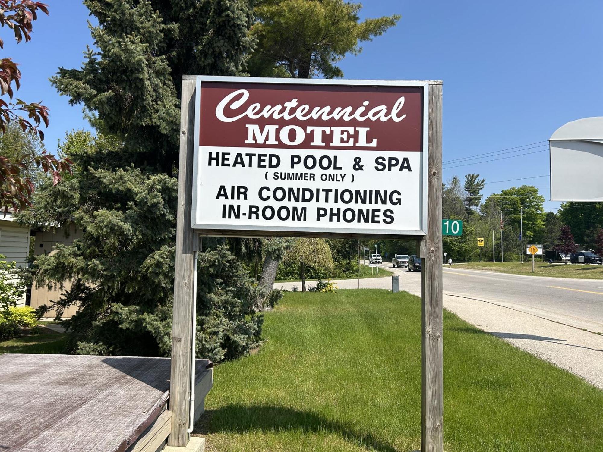 Centennial Motel Сабъл Бийч Екстериор снимка