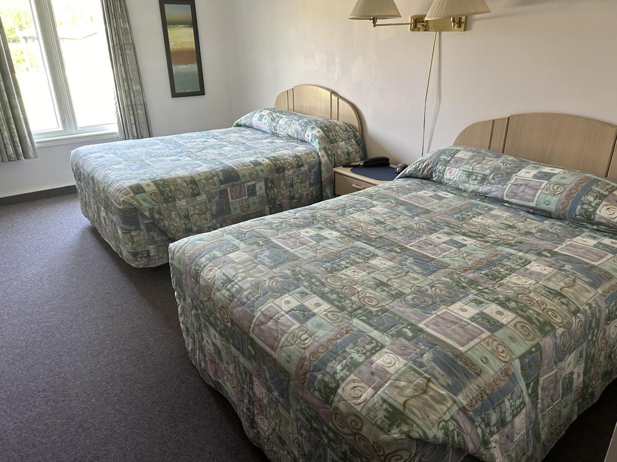 Centennial Motel Сабъл Бийч Екстериор снимка